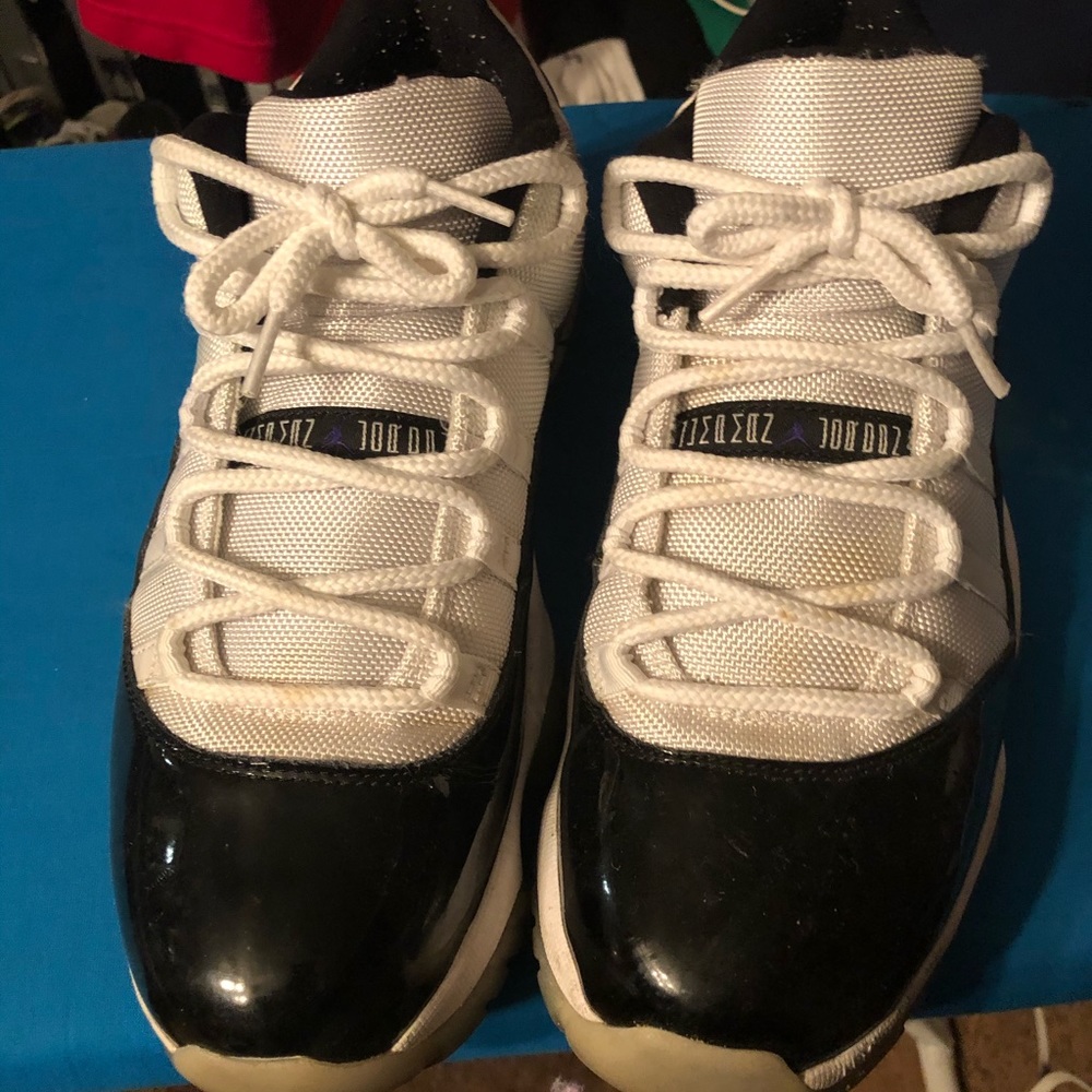 Jordan 11s